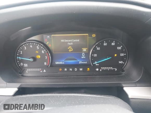 ✅ 2020 Ford Explorer XLT • VIN: 1FMSK8DH3LGC76827 • Lot: 41942722. Wystawiony na IAAI z przebiegiem 120 445 mil. Bezpłatny archiwum sprzedaży aukcyjnych z USA i szczegółowy raport historii pojazdu na DreamBid. Zdjęcie 7.