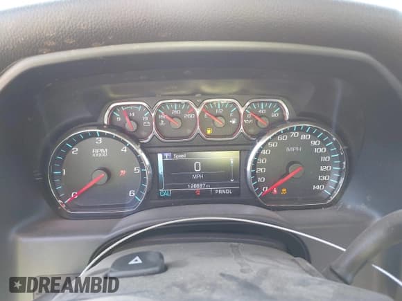 ✅ 2019 Chevrolet Silverado 1500 LT • VIN: 2GCVKPEC2K1198132 • Lot: 43262419. Wystawiony na IAAI z przebiegiem 128 687 mil. Bezpłatny archiwum sprzedaży aukcyjnych z USA i szczegółowy raport historii pojazdu na DreamBid. Zdjęcie 15.