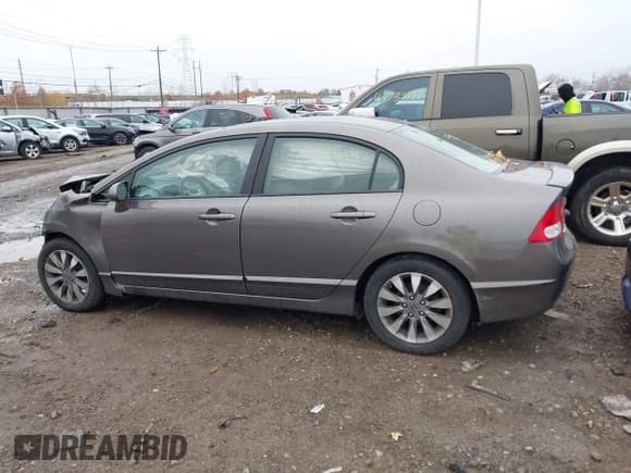 ✅ 2010 Honda Civic EX • VIN: 19XFA1F8XAE019125 • Lot: 43738748. Listed on IAAI with 154,128 mi. Free auction sales archive from the USA and detailed vehicle history report at DreamBid. Image 15.