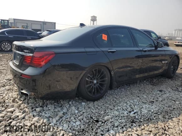 ✅ 2015 BMW 7 Series 750i xDrive • VIN: WBAYB6C56FD225478 • Lot: 67035785. Listed on Copart with 130,037 mi. Free auction sales archive from the USA and detailed vehicle history report at DreamBid. Image 3.