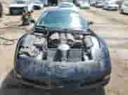 ✅ 1997 Chevrolet Corvette • VIN: 1G1YY22G8V5107138 • Lot: 70486084. Wystawiony na Copart z przebiegiem 231 965 mil mil. Skorzystaj z bezpłatnego archiwum sprzedaży aukcyjnych z USA i zobacz szczegółowy raport historii pojazdu na DreamBid. Zdjęcie 5.