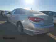 2016 Hyundai Sonata 2.4L z VIN 5NPE24AF1GH397502, wystawiony jako Copart lot #90716755 z przebiegiem 179 720 mil mil oraz Czysty tytuł • Clean title. Historia ofert i sprzedaży dostępna na DreamBid. Obrazek 2.