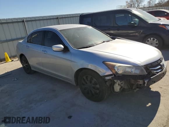 ✅ 2011 Honda Accord LX • VIN: 1HGCP2F31BA052595 • Lot: 92051875. Listed on Copart with 329,473 mi. Free auction sales archive from the USA and detailed vehicle history report at DreamBid. Image 4.