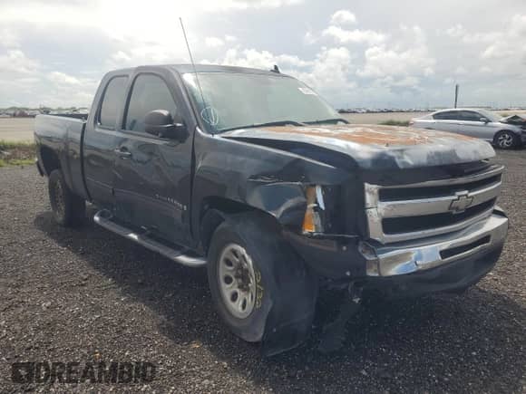 2009 Chevrolet Silverado 1500 LT z VIN 1GCEC29C29Z252217, wystawiony jako Copart lot #67816755 z przebiegiem 195 736 mil mil oraz Szkoda całkowita • Salvage title. Historia ofert i sprzedaży dostępna na DreamBid. Obrazek 4.