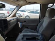 ✅ 2004 Chevrolet Suburban LT • VIN: 1GNEC16Z74J171053 • Lot: 42574311. Listed on IAAI with 169,582 mi. Free auction sales archive from the USA and detailed vehicle history report at DreamBid. Image 5.