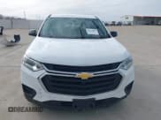 ✅ 2019 Chevrolet Traverse LS • VIN: 1GNERFKWXKJ317322 • Lot: 41552000. Wystawiony na IAAI z przebiegiem Nie podano. Bezpłatny archiwum sprzedaży aukcyjnych z USA i szczegółowy raport historii pojazdu na DreamBid. Zdjęcie 12.