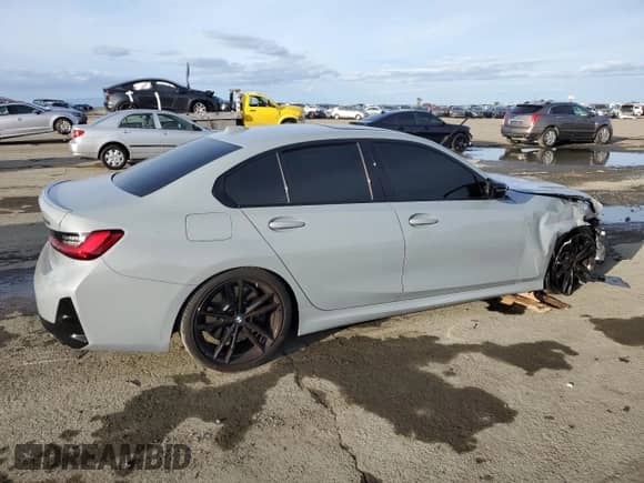 2024 BMW 3 Series M340i with VIN 3MW49FS09R8E32108, listed as a Copart auction lot 45897695 with 21,076 mi miles and Salvage title. Bid and sale history available at DreamBid. Image 3.