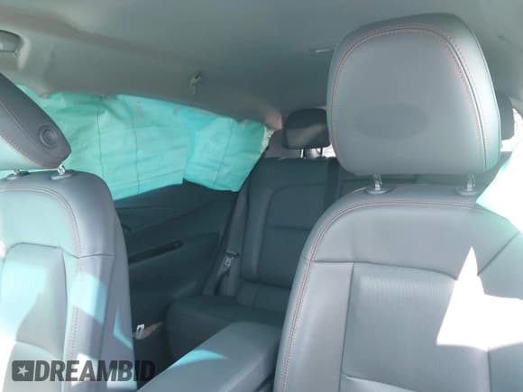 ✅ 2021 Chevrolet Bolt EV Premier • VIN: 1G1FZ6S01M4113902 • Lot: 41642702. Wystawiony na IAAI z przebiegiem 33 026 mil. Bezpłatny archiwum sprzedaży aukcyjnych z USA i szczegółowy raport historii pojazdu na DreamBid. Zdjęcie 24.