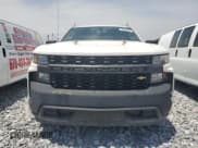 ✅ 2019 Chevrolet Silverado 1500 Work Truck • VIN: 3GCNWAEF7KG171706 • Lot: 56628045. Wystawiony na Copart z przebiegiem 119 907 mil. Bezpłatny archiwum sprzedaży aukcyjnych z USA i szczegółowy raport historii pojazdu na DreamBid. Zdjęcie 5.