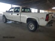 ✅ 2004 Chevrolet Silverado 2500HD LS • VIN: 1GCHK23U04F154508 • Lot: 90832305. Wystawiony na Copart z przebiegiem 275 940 mil. Bezpłatny archiwum sprzedaży aukcyjnych z USA i szczegółowy raport historii pojazdu na DreamBid. Zdjęcie 2.
