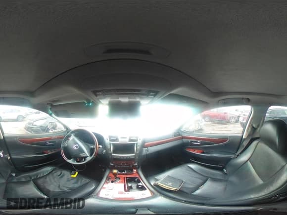 ✅ 2007 Lexus LS 460 L • VIN: JTHGL46F375014513 • Lot: 42124510. Listed on IAAI with Not provided. Free auction sales archive from the USA and detailed vehicle history report at DreamBid. Image 18.