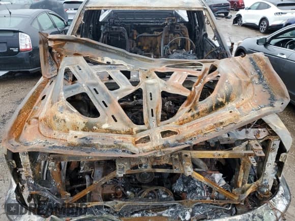 ✅ 2015 Chevrolet Silverado 2500HD LT • VIN: 1GC2KVE81FZ140321 • Лот: 86995094. Опубликован ранее на Copart с пробегом Не указан. Бесплатный доступ к архиву аукционных продаж из США и подробный отчёт об истории автомобиля на DreamBid. Изображение 11.