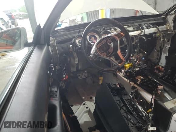 ✅ 2015 Mercedes-Benz E 400 • VIN: WDDKK6FF3FF297102 • Lot: 60087925. Listed on Copart with Not provided. Free auction sales archive from the USA and detailed vehicle history report at DreamBid. Image 8.