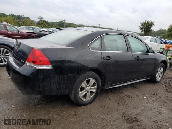 ✅ 2015 Chevrolet Impala LS • VIN: 2G1WA5E32F1111467 • Лот: 71698304. Опубликован ранее на Copart с пробегом 107 731 миль. Бесплатный доступ к архиву аукционных продаж из США и подробный отчёт об истории автомобиля на DreamBid. Изображение 3.