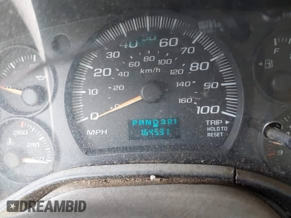 2005 Chevrolet Express Passenger с VIN 1GAGG25V751228775, выставлен на аукционе IAAI как лот 43055834 с пробегом 164 531 миль миль и . История ставок и продаж доступна на DreamBid. Изображение 7.