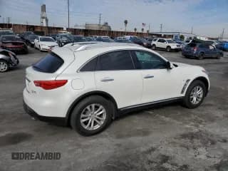 ✅ 2017 Infiniti QX70 • VIN: JN8CS1MW2HM413655 • Лот: 36692213. Опубликован ранее на Copart с пробегом 74 784 миль. Бесплатный доступ к архиву аукционных продаж из США и подробный отчёт об истории автомобиля на DreamBid. Изображение 3.