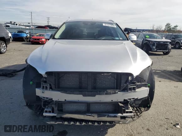 ✅ 2021 Volvo XC60 Momentum • VIN: YV4A22RK9M1765221 • Lot: 91441655. Listed on Copart with 49,616 mi. Free auction sales archive from the USA and detailed vehicle history report at DreamBid. Image 5.