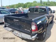 ✅ 2013 Toyota Tacoma • VIN: 3TMMU4FNXDM057020 • Lot: 42560987. Listed on IAAI with 177,333 mi. Free auction sales archive from the USA and detailed vehicle history report at DreamBid. Image 4.
