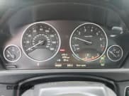 ✅ 2014 BMW 4 Series 428i xDrive • VIN: WBA3T1C50EPS98594 • Lot: 84708575. Wystawiony na Copart z przebiegiem 96 998 mil. Bezpłatny archiwum sprzedaży aukcyjnych z USA i szczegółowy raport historii pojazdu na DreamBid. Zdjęcie 9.