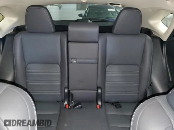 ✅ 2020 Lexus NX 300h • VIN: JTJDJRDZ0L2146397 • Лот: 86325655. Опубликован ранее на Copart с пробегом 70 095 миль. Бесплатный доступ к архиву аукционных продаж из США и подробный отчёт об истории автомобиля на DreamBid. Изображение 10.