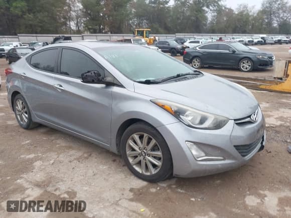✅ 2016 Hyundai Elantra SE • VIN: 5NPDH4AE9GH660921 • Lot: 43853410. Listed on IAAI with 246,570 mi. Free auction sales archive from the USA and detailed vehicle history report at DreamBid. Image 1.