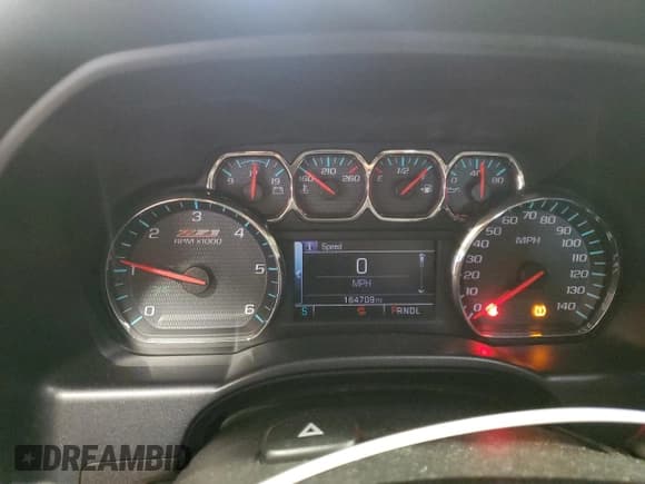 ✅ 2017 Chevrolet Silverado 1500 LT • VIN: 3GCUKREC6HG345317 • Lot: 91011945. Listed on Copart with 164,709 mi. Free auction sales archive from the USA and detailed vehicle history report at DreamBid. Image 9.