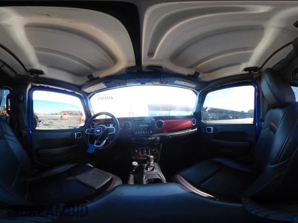 ✅ 2018 Jeep Wrangler Unlimited Rubicon • VIN: 1C4HJXFG0JW265626 • Lot: 43552072. Wystawiony na IAAI z przebiegiem 45 621 mil. Bezpłatny archiwum sprzedaży aukcyjnych z USA i szczegółowy raport historii pojazdu na DreamBid. Zdjęcie 19.