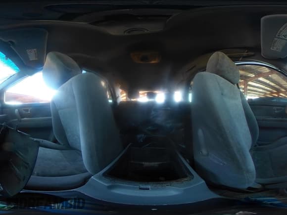 ✅ 2004 Kia Sorento LX • VIN: KNDJD733145246376 • Лот: 41535207. Опубликован ранее на IAAI с пробегом 232 052 миль. Бесплатный доступ к архиву аукционных продаж из США и подробный отчёт об истории автомобиля на DreamBid. Изображение 18.