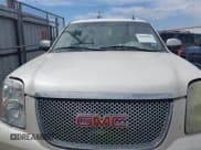 ✅ 2009 GMC Yukon XL • VIN: 1GKFC06209R283927 • Lot: 42802603. Listed on IAAI with 267,662 mi. Free auction sales archive from the USA and detailed vehicle history report at DreamBid. Image 6.