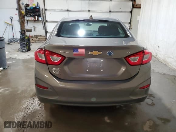 ✅ 2019 Chevrolet Cruze LT • VIN: 1G1BE5SM5K7104946 • Лот: 69846622. Опубликован ранее на Copart с пробегом 31 964 миль. Бесплатный доступ к архиву аукционных продаж из США и подробный отчёт об истории автомобиля на DreamBid. Изображение 6.
