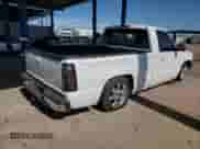 ✅ 2002 Chevrolet Silverado 1500 • VIN: 1GCEC14X42Z195786 • Lot: 66813284. Wystawiony na Copart z przebiegiem 113 104 mil mil. Skorzystaj z bezpłatnego archiwum sprzedaży aukcyjnych z USA i zobacz szczegółowy raport historii pojazdu na DreamBid. Zdjęcie 3.