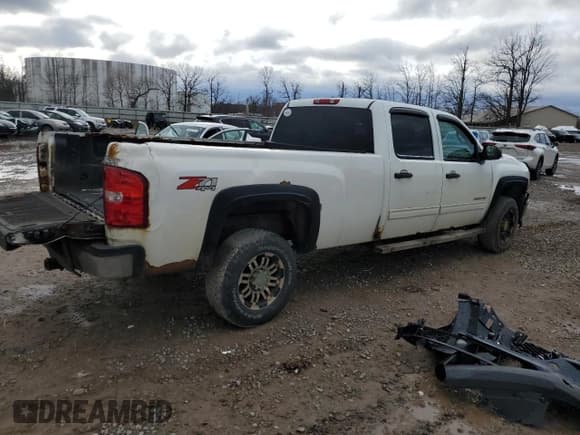 ✅ 2010 Chevrolet Silverado 1500 • VIN: NY72628 • Lot: 92416495. Wystawiony na Copart z przebiegiem 264 511 mil. Bezpłatny archiwum sprzedaży aukcyjnych z USA i szczegółowy raport historii pojazdu na DreamBid. Zdjęcie 3.