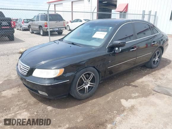 2008 Hyundai Azera Limited с VIN KMHFC46F78A318963, выставлен на аукционе IAAI как лот 42130920 с пробегом 104 412 миль миль и . История ставок и продаж доступна на DreamBid. Изображение 17.