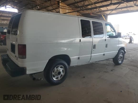 ✅ 2006 Ford Econoline Cargo • VIN: 1FTNE24L46DA30174 • Lot: 68196065. Wystawiony na Copart z przebiegiem 144 661 mil. Bezpłatny archiwum sprzedaży aukcyjnych z USA i szczegółowy raport historii pojazdu na DreamBid. Zdjęcie 3.