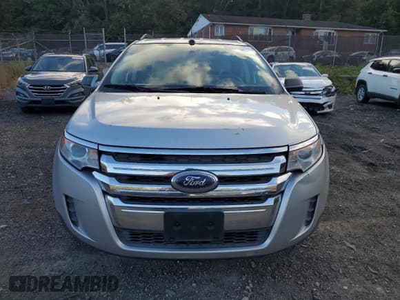 ✅ 2014 Ford Edge SE • VIN: 2FMDK3G93EBB47593 • Lot: 86240135. Wystawiony na Copart z przebiegiem 127 675 mil. Bezpłatny archiwum sprzedaży aukcyjnych z USA i szczegółowy raport historii pojazdu na DreamBid. Zdjęcie 5.