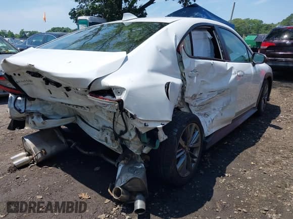 ✅ 2022 Subaru WRX • VIN: JF1VBAA66N9002773 • Lot: 42662383. Listed on IAAI with 31,756 mi. Free auction sales archive from the USA and detailed vehicle history report at DreamBid. Image 4.