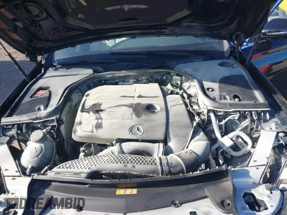 ✅ 2021 Mercedes-Benz E 350 • VIN: W1KZF8EB3MA952625 • Lot: 43689848. Wystawiony na IAAI z przebiegiem 35 498 mil. Bezpłatny archiwum sprzedaży aukcyjnych z USA i szczegółowy raport historii pojazdu na DreamBid. Zdjęcie 10.