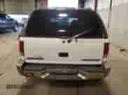 2000 Chevrolet Blazer LT z VIN 1GNDT13W4Y2109549, wystawiony jako Copart lot #79414994 z przebiegiem 133 338 mil mil oraz Szkoda całkowita • Salvage title. Historia ofert i sprzedaży dostępna na DreamBid. Obrazek 6.