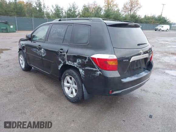 ✅ 2009 Toyota Highlander • VIN: JTEDS41A392075072 • Lot: 43630054. Listed on IAAI with Not provided. Free auction sales archive from the USA and detailed vehicle history report at DreamBid. Image 3.