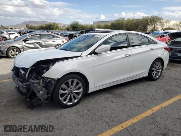 ✅ 2013 Hyundai Sonata SE • VIN: 5NPEC4ACXDH799730 • Лот: 86672345. Опубликован ранее на Copart с пробегом 97 537 миль. Бесплатный доступ к архиву аукционных продаж из США и подробный отчёт об истории автомобиля на DreamBid. Изображение 1.