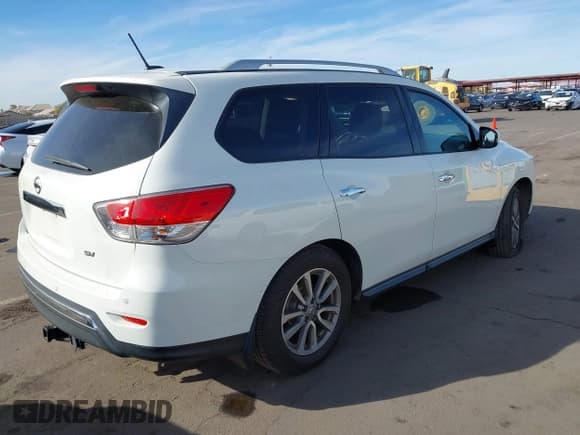 ✅ 2014 Nissan Pathfinder SL • VIN: 5N1AR2MN0EC704373 • Lot: 41375368. Wystawiony na IAAI z przebiegiem 158 784 mil. Bezpłatny archiwum sprzedaży aukcyjnych z USA i szczegółowy raport historii pojazdu na DreamBid. Zdjęcie 4.