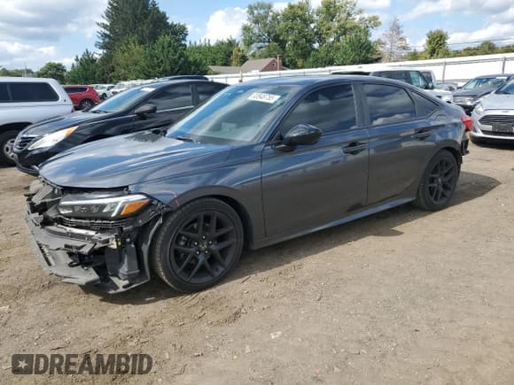 ✅ 2022 Honda Civic Sport • VIN: 2HGFE2F53NH574056 • Lot: 83848755. Listed on Copart with 38,778 mi. Free auction sales archive from the USA and detailed vehicle history report at DreamBid. Image 1.