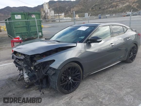 ✅ 2016 Nissan Maxima SL • VIN: 1N4AA6AP6GC377396 • Lot: 43675642. Wystawiony na IAAI z przebiegiem 206 630 mil. Bezpłatny archiwum sprzedaży aukcyjnych z USA i szczegółowy raport historii pojazdu na DreamBid. Zdjęcie 17.