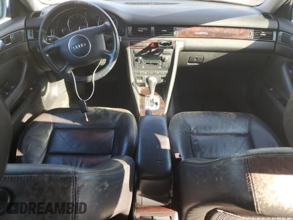 ✅ 2002 Audi A6 • VIN: WAULT64B22N129119 • Lot: 88138315. Wystawiony na Copart z przebiegiem 183 737 mil. Bezpłatny archiwum sprzedaży aukcyjnych z USA i szczegółowy raport historii pojazdu na DreamBid. Zdjęcie 8.