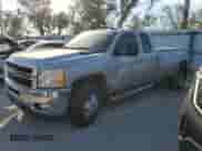 2011 Chevrolet Silverado 3500HD DRW LTZ z VIN 1GC5K1C8XBZ292990, wystawiony jako Copart lot #75099134 z przebiegiem 47 168 mil mil oraz Szkoda całkowita • Salvage title. Historia ofert i sprzedaży dostępna na DreamBid. Obrazek 1.