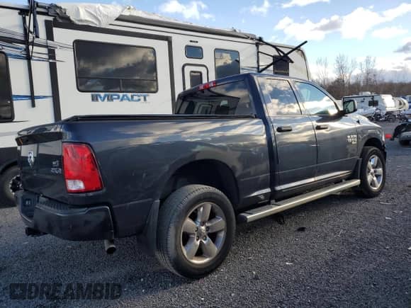2019 Ram 1500 Express with VIN 1C6RR7FG8KS506555, listed as a Copart auction lot 41378985 with 78,720 mi miles and Salvage title. Bid and sale history available at DreamBid. Image 3.