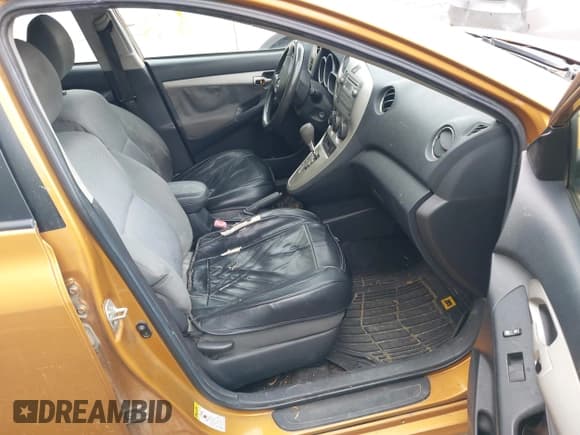 ✅ 2010 Toyota Matrix S • VIN: 2T1KE4EE1AC040097 • Lot: 42165688. Wystawiony na IAAI z przebiegiem 171 310 mil. Bezpłatny archiwum sprzedaży aukcyjnych z USA i szczegółowy raport historii pojazdu na DreamBid. Zdjęcie 5.