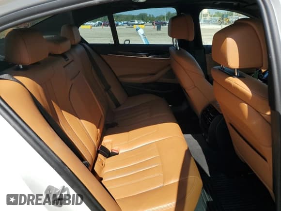 ✅ 2018 BMW 5 Series M550i xDrive • VIN: WBAJB9C54JB035279 • Lot: 71107785. Listed on Copart with 61,120 mi. Free auction sales archive from the USA and detailed vehicle history report at DreamBid. Image 10.