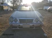 ✅ 2001 Mercedes-Benz E 320 • VIN: WDBJF70J91B327957 • Лот: 53450375. Опубликован ранее на Copart с пробегом 260 389 миль. Бесплатный доступ к архиву аукционных продаж из США и подробный отчёт об истории автомобиля на DreamBid. Изображение 5.