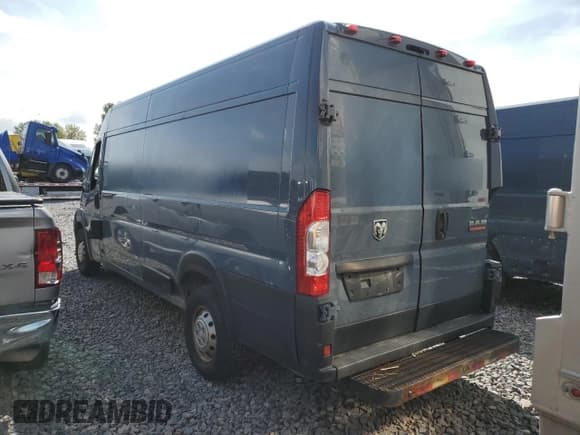 ✅ 2020 Ram ProMaster Cargo • VIN: 3C6URVJG1LE140058 • Lot: 70705115. Wystawiony na Copart z przebiegiem 137 095 mil. Bezpłatny archiwum sprzedaży aukcyjnych z USA i szczegółowy raport historii pojazdu na DreamBid. Zdjęcie 2.